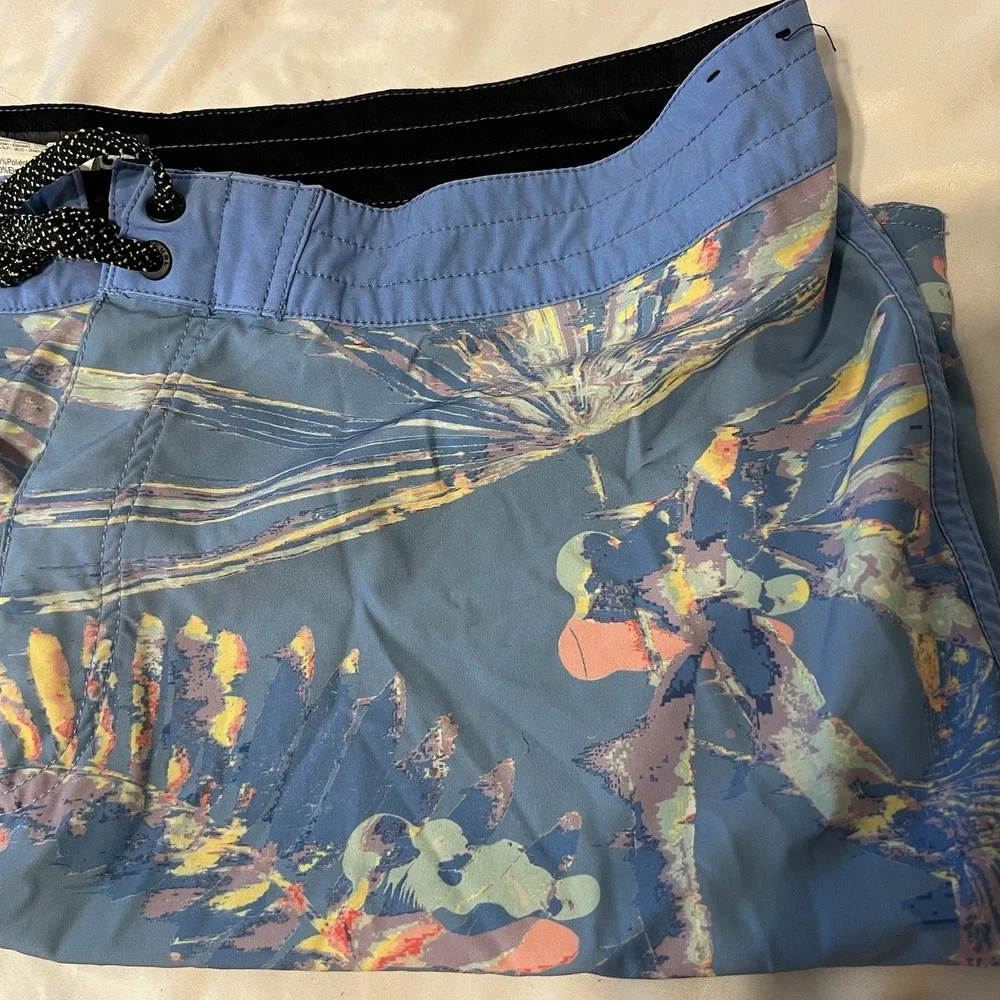 N/A preowned ripcurl